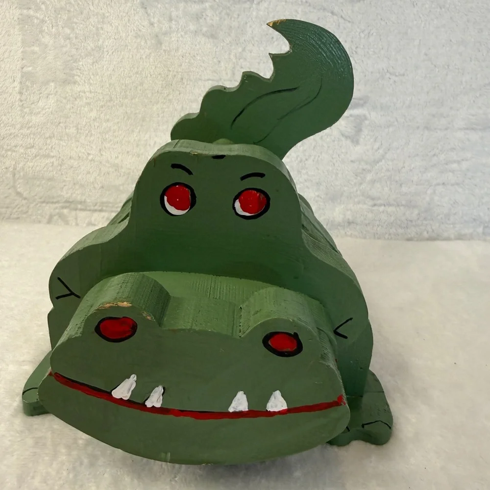 Charming Green Reptile Alligator Crocodile Habitat Decor Artist Signed Bob Wells